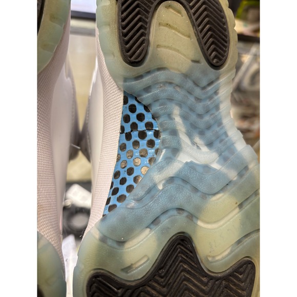 Air Jordan 11 Retro Legend Blue Columbia Mens Size 8 Men CT8012 104 - Picture 6 of 8